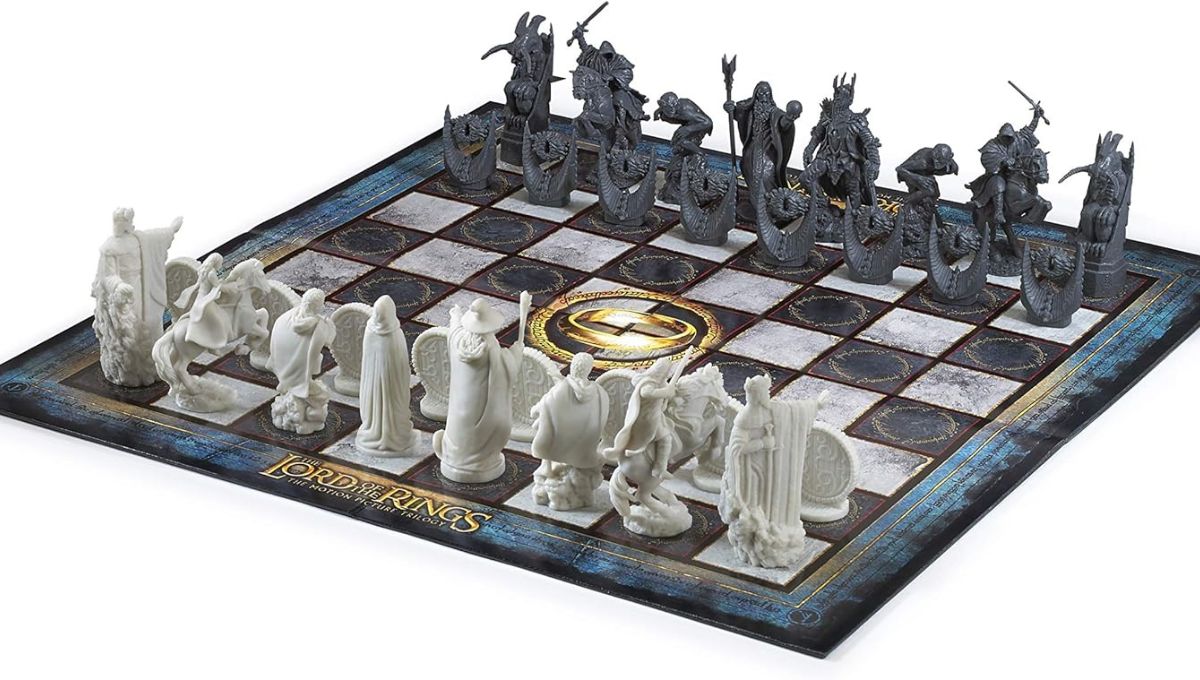 Lord of the Rings Chess Set